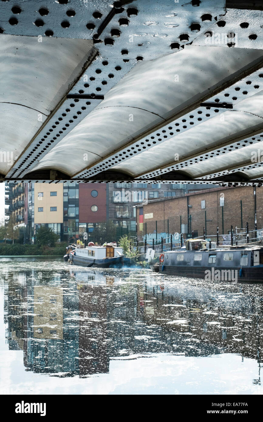 Lee River Navigation, Hackney, London, United Kingdom Stock Photo Alamy