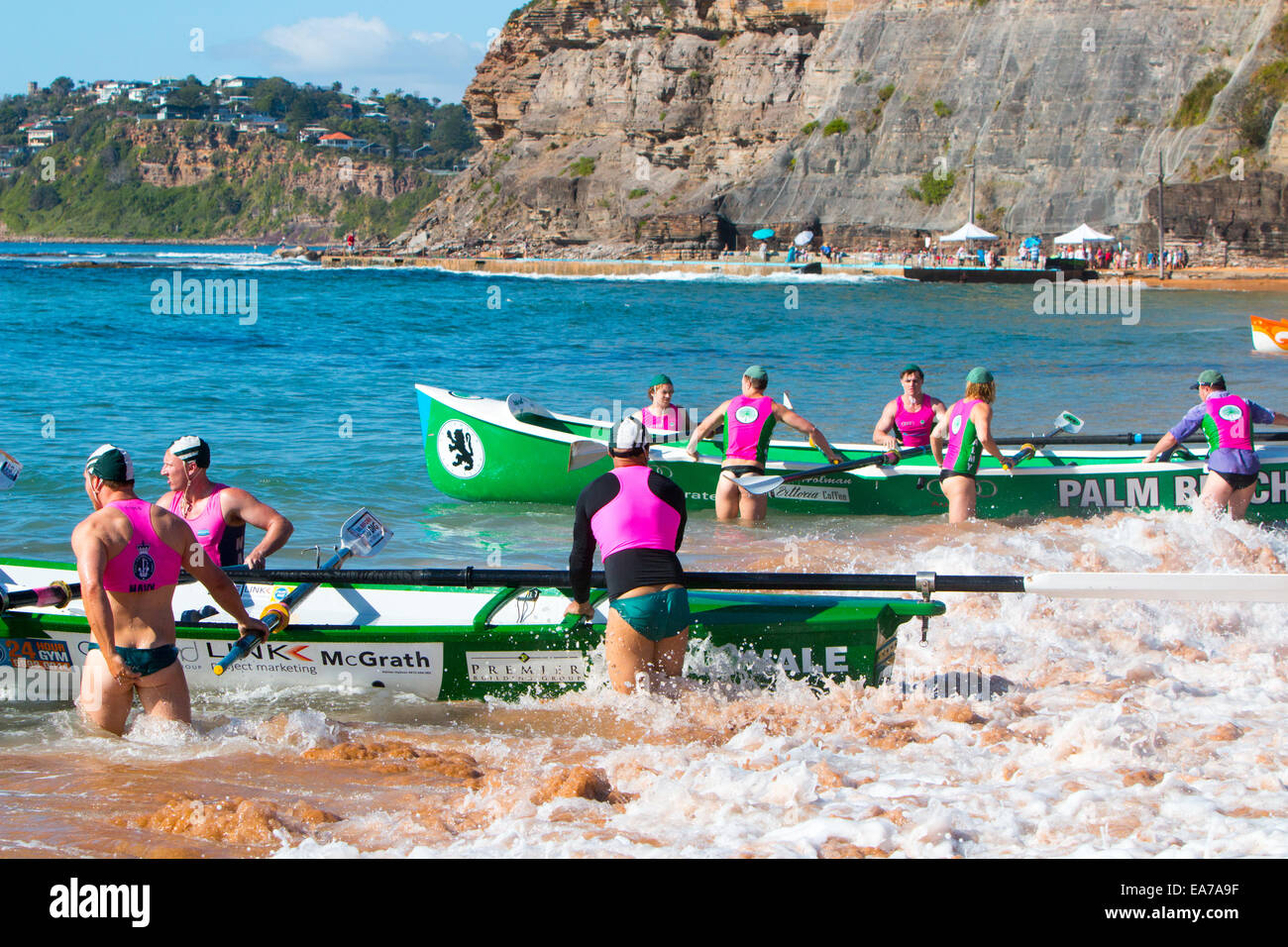 Sydney, Australia. 8th Nov, 2014. Summer surf boat racing competition amongst surf clubs located on Sydney's northern beaches begins at Bilgola Beach. NSW, Australia Credit:  martin berry/Alamy Live News Stock Photo