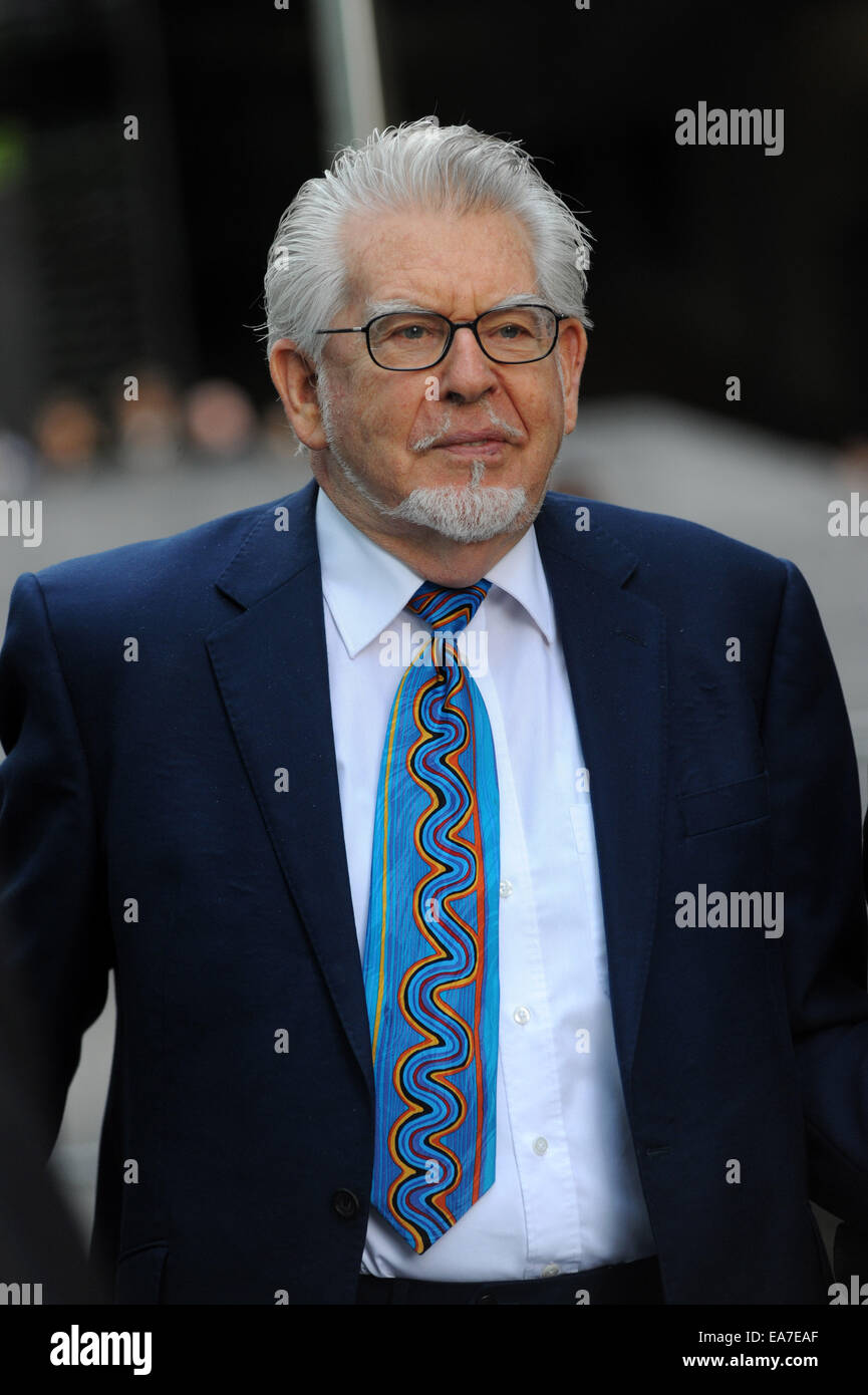 Rolf Harris arriving at Southwark Crown Court in South London  Featuring: Rolf Harris Where: London, United Kingdom When: 06 May 2014 Stock Photo