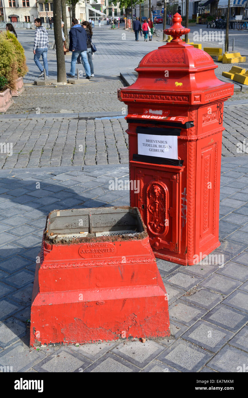 Post box cut in half, Vrijdagsmarkt Square, Friday Market, Ghent