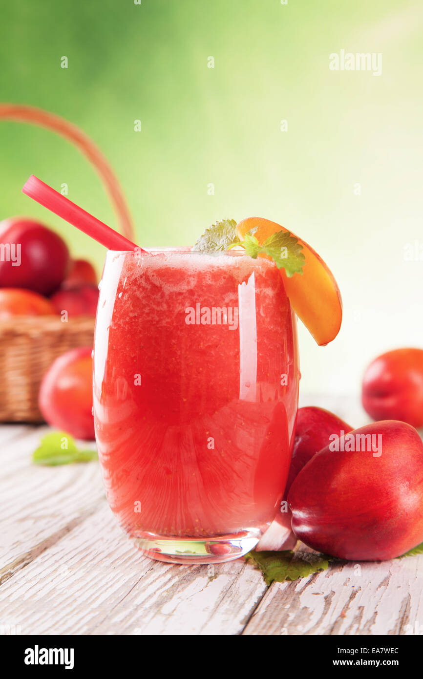 Nectarines ice hi-res stock photography and images - Alamy