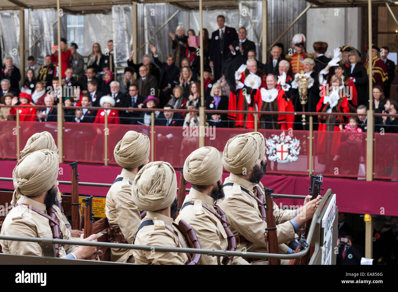 8th November 2014, Lord Mayor's Show, City of London, London, UK.  Members of the 15th Sikh Ludhiana Regiment take part in the procession. The Lord Mayor's Show is the oldest civil procession in the world, it celebrates the start of a one-year term for the new Mayor of the City of London. Stock Photo