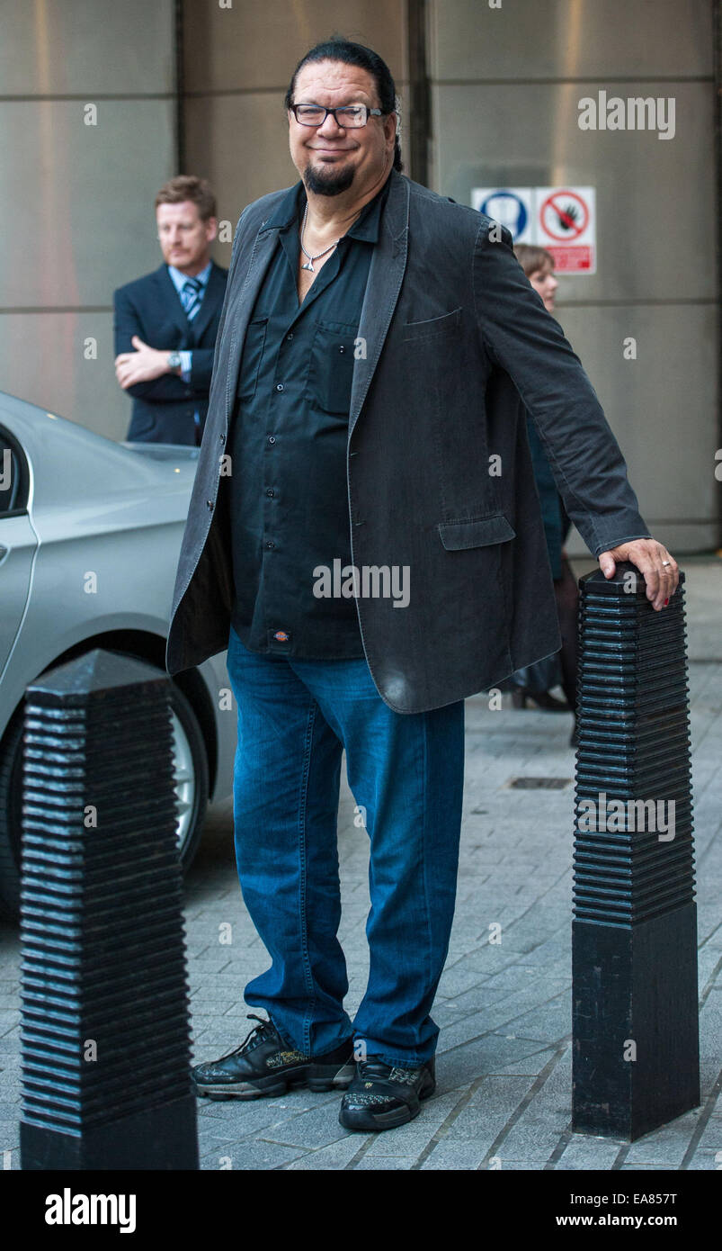 Penn and Teller, illusionists and magicians leaving The One Show studio ...