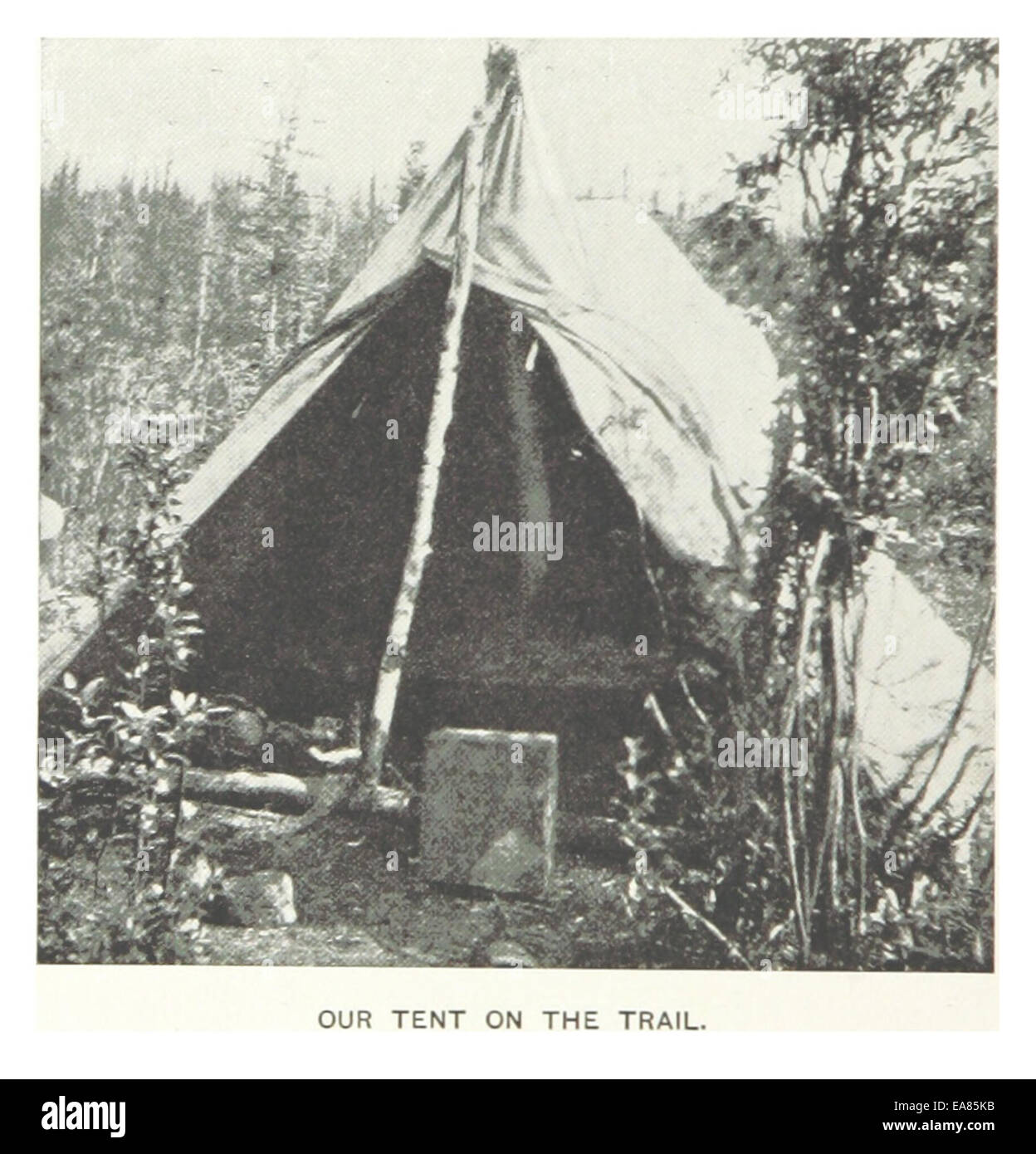 HITCHCOCK(1899) p196 OUR TENT ON THE YUKON TRAIL Stock Photo - Alamy