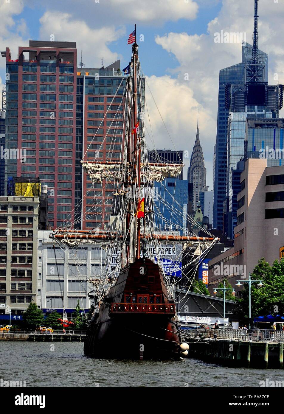 NYC:  17th century replica Spanish sailing ship El Galeon at Pier 84 on the Hudson River * Stock Photo