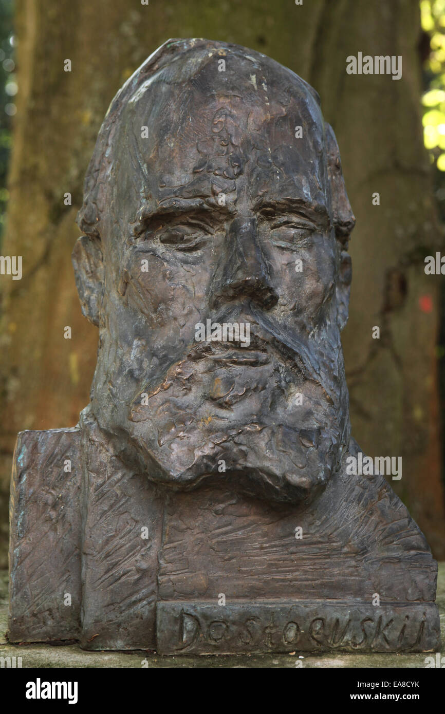 Monument to famous Russian novelist Fyodor Dostoyevsky next to the Spielbank in Wiesbaden, Hesse, Germany. The Spielbank Casino Stock Photo