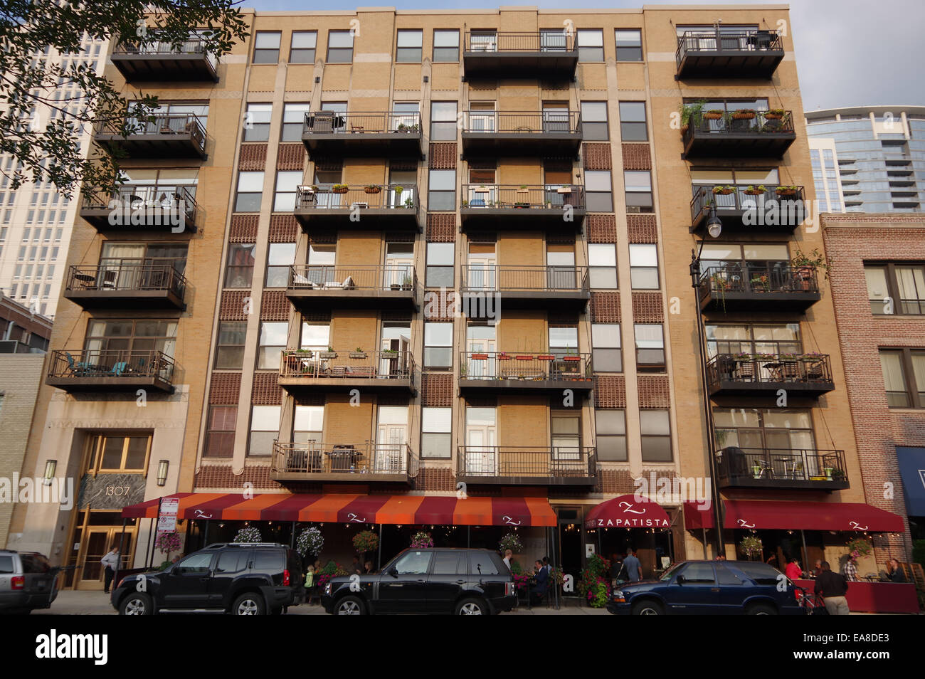 Typical residential building with a restaurant Chicago, South Loop