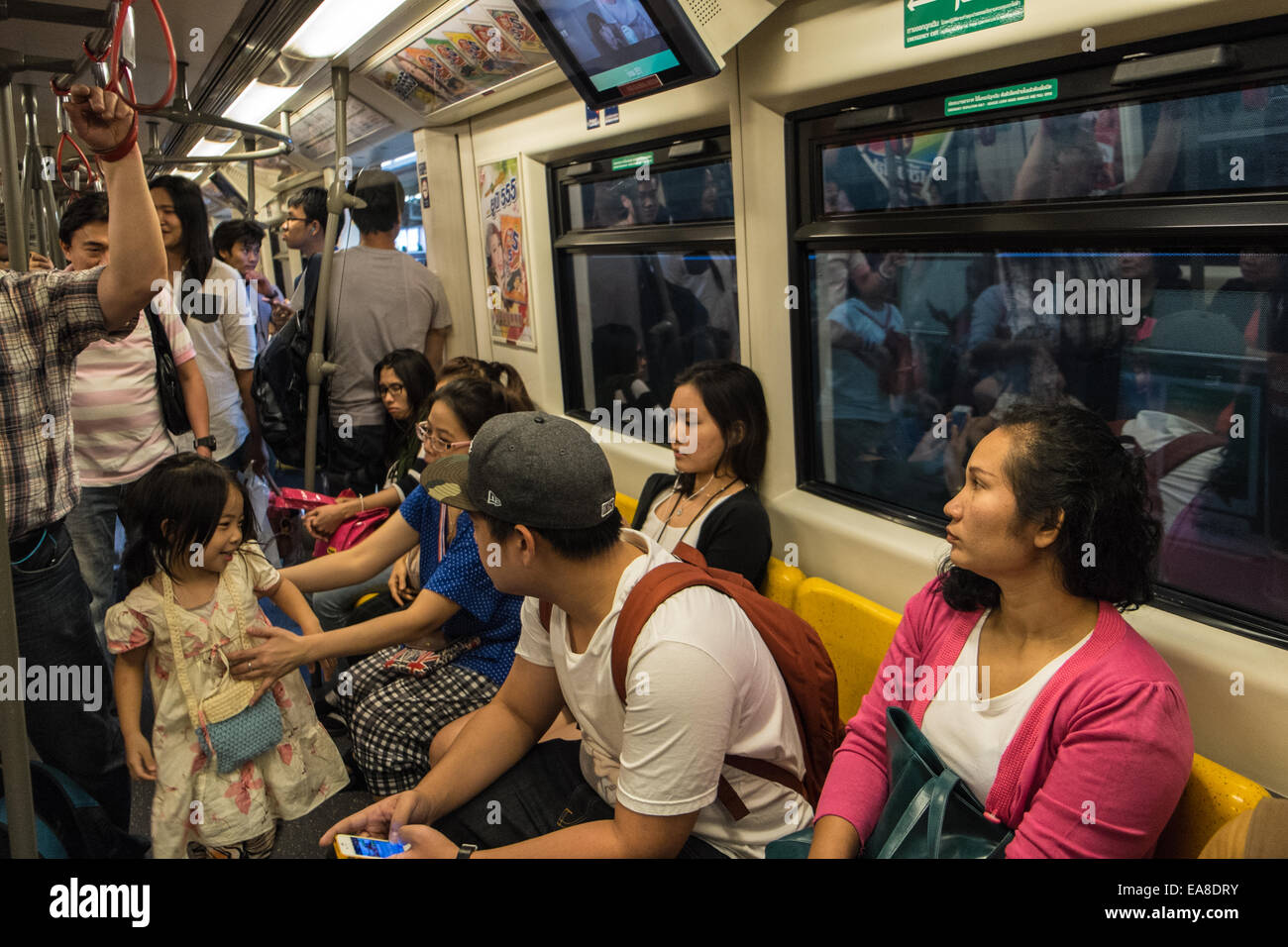 Bts Bangkok Transit System Skytrain Commuters Transport Travel Bts Bangkok Transit System Skytrain Commuters Transport Travel