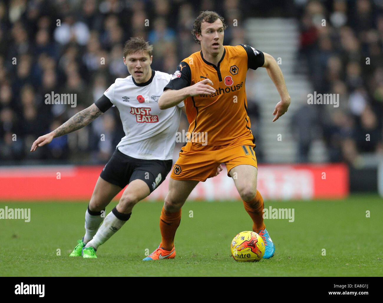 Derby, UK. 8th Nov, 2014. Kevin McDonald of Wolves competes with Jeff Hendrick of Derby - Football - Sky Bet Championship - Derby County vs Wolverhampton Wanderers - iPro Stadium Derby - Season 2014/15 - 8th November 2014 - Photo Malcolm Couzens/Sportimage. Credit:  csm/Alamy Live News Stock Photo