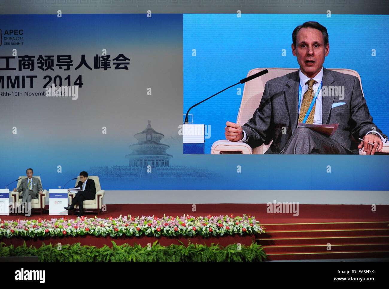 Beijing, China. 9th Nov, 2014. Scott Price, Executive Vice President of Strategy and International Development of Walmart International, speaks in a summit review on the state of the global economy during the 2014 Asia-Pacific Economic Cooperation (APEC) CEO Summit in Beijing, capital of China, Nov. 9, 2014. The 2014 APEC CEO Summit opened in Beijing on Sunday. Credit:  Luo Xiaoguang/Xinhua/Alamy Live News Stock Photo