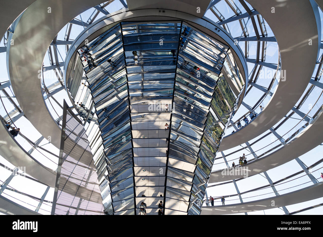 The bundestag dome hi-res stock photography and images - Alamy