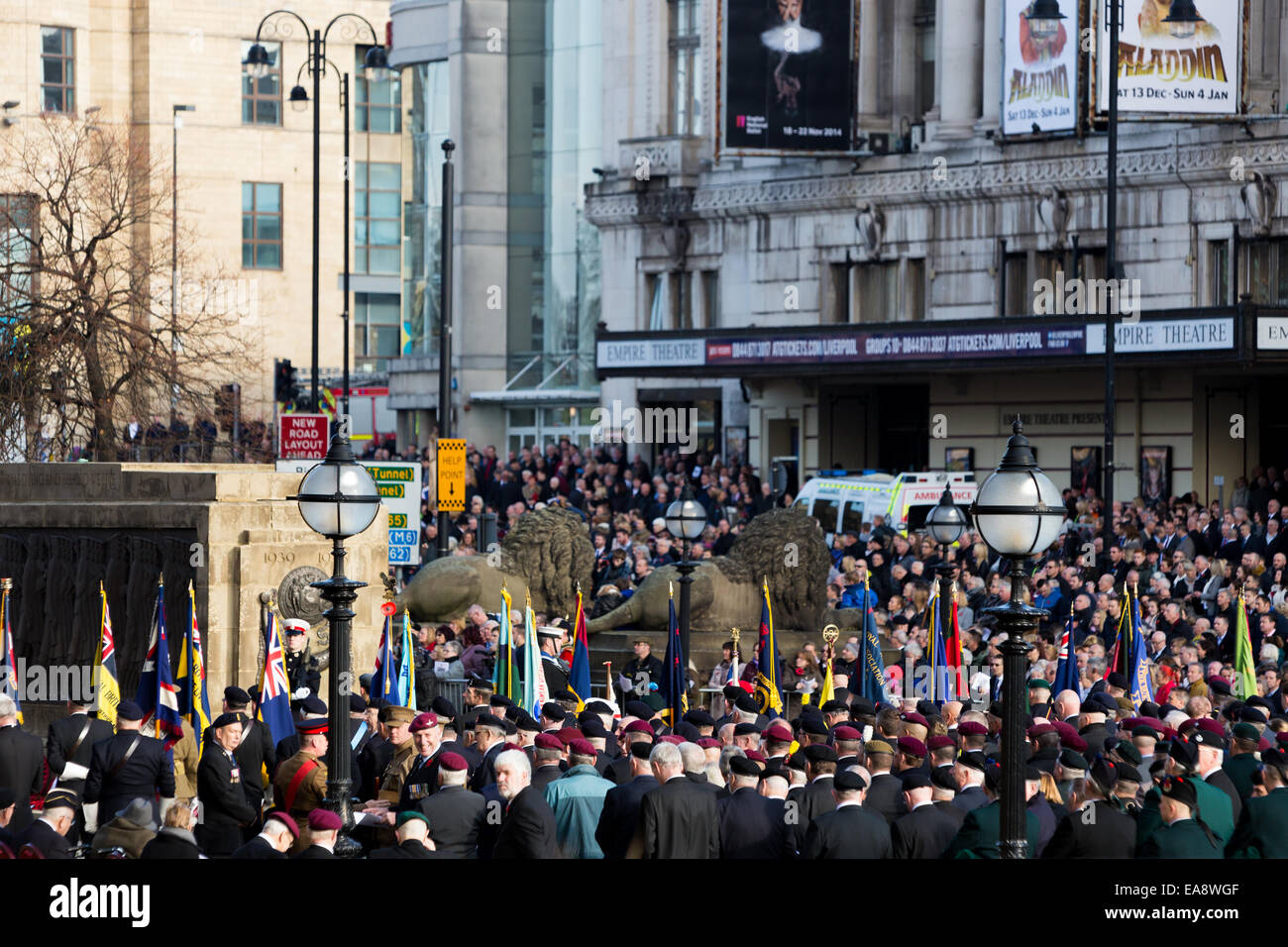 Thousands fill Lime Street in front of St George's Hall in Liverpool on Sunday, November 9, 2014 to pay their respects on Remembrance Sunday to those who've fought in wars and conflicts. Credit:  Christopher Middleton/Alamy Live News Stock Photo