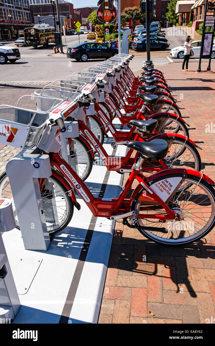 Nashville bicycle hire station on Lower Broadway Stock Photo Alamy