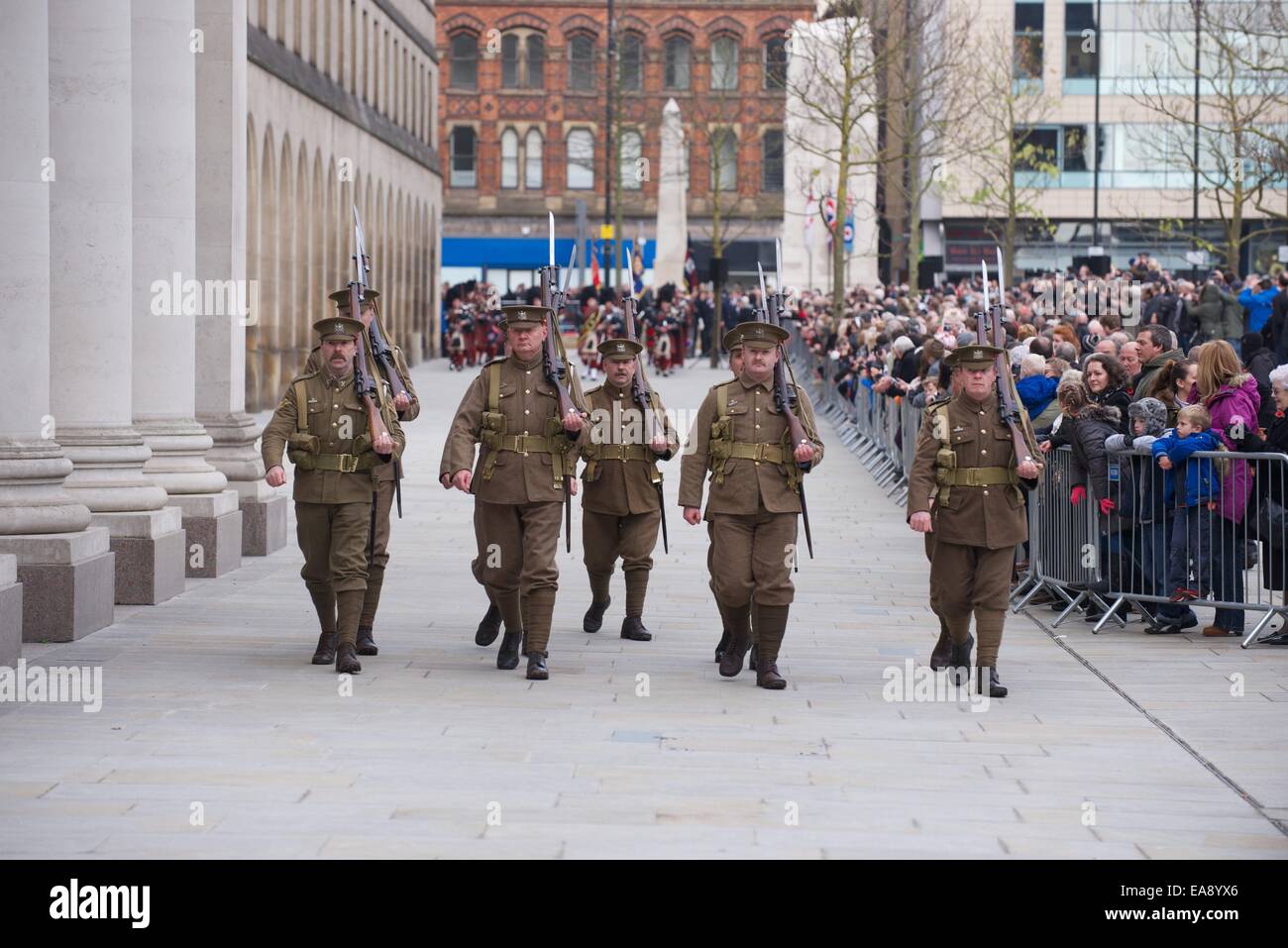 Manchester, UK 9th November 2014 Men in World War 1 uniform take part ...