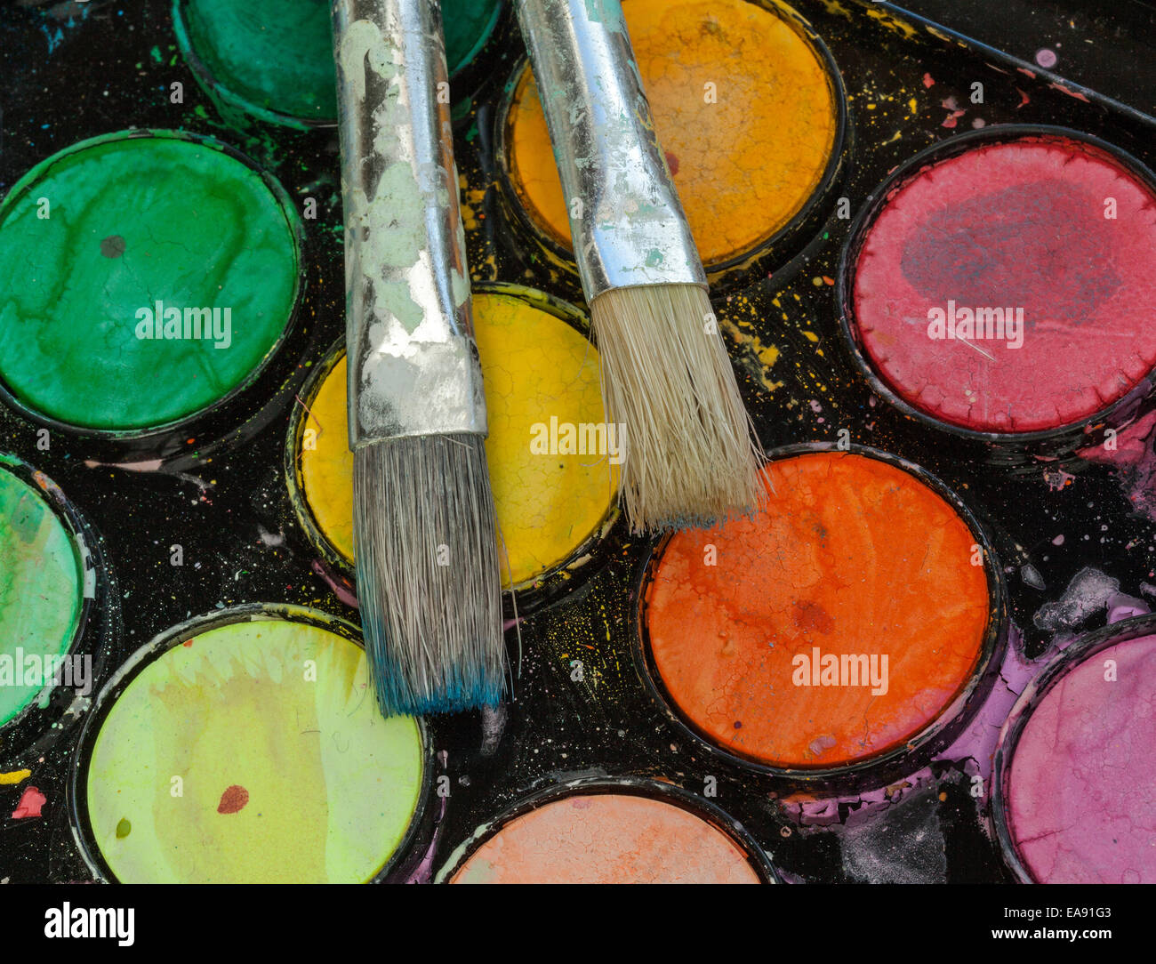 Paint brushes and palette Stock Photo Alamy