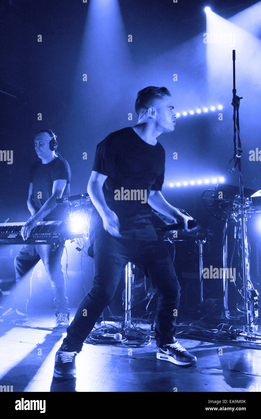 Rave and dance and club hi-res stock photography and images - Alamy