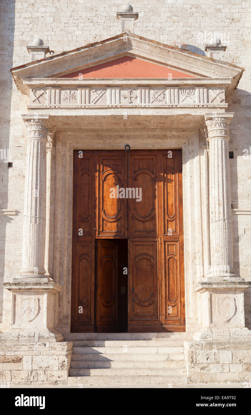 Church of San Pietro Martire, Ascoli Piceno, Le Marche, Italy Stock Photo