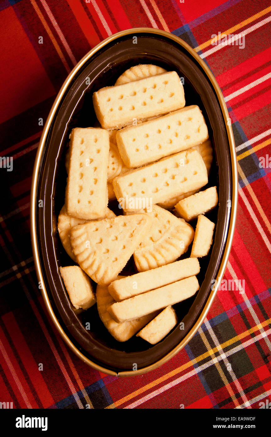 Walkers shortbread biscuits with box Stock Photo Alamy
