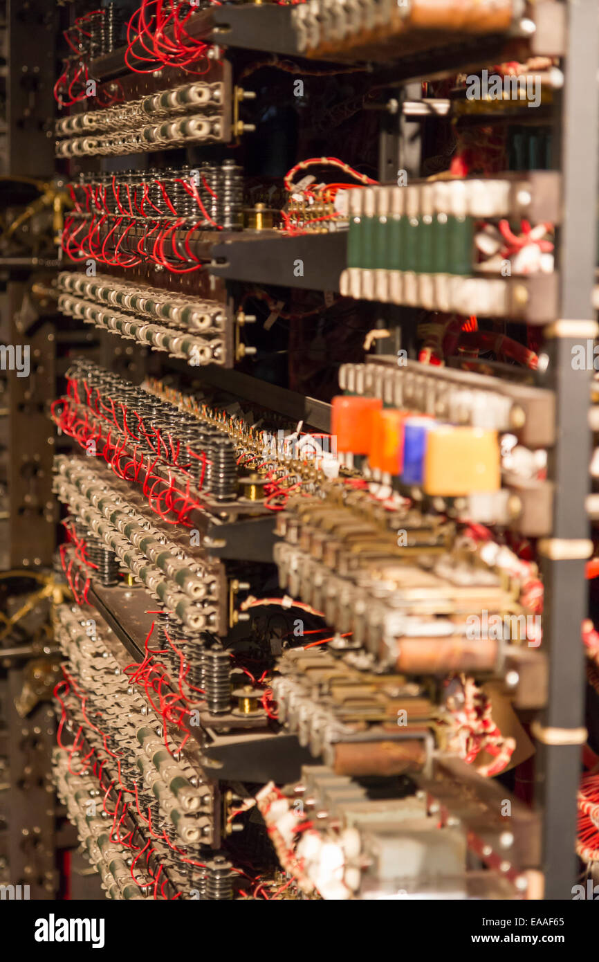 Rebuild of Turing Bombe at Bletchley Park, used to help decipher WWII German-Enigma-Machine-encrypted secret messages Stock Photo