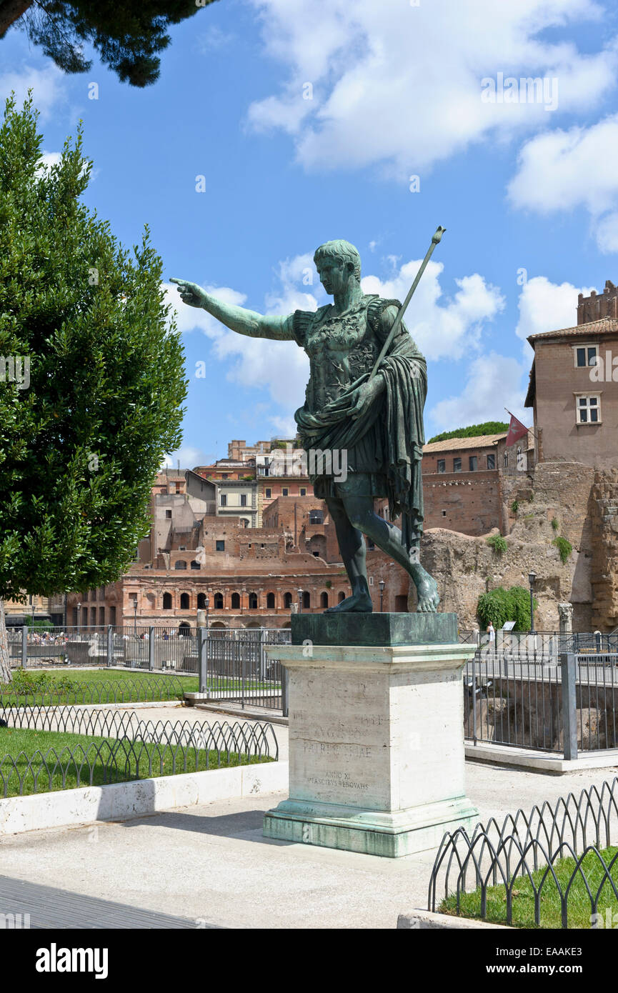A statue of Emperor Caesar Augustus on Via dei Fori Imperiali in the ...