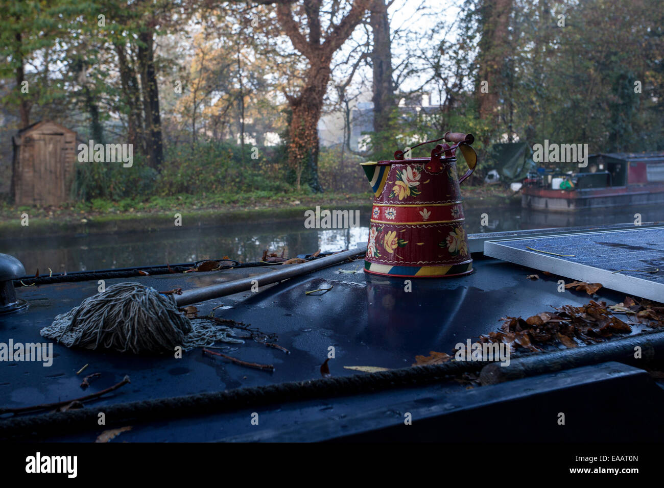 pot and kettle on a narrowboat Stock Photo Alamy