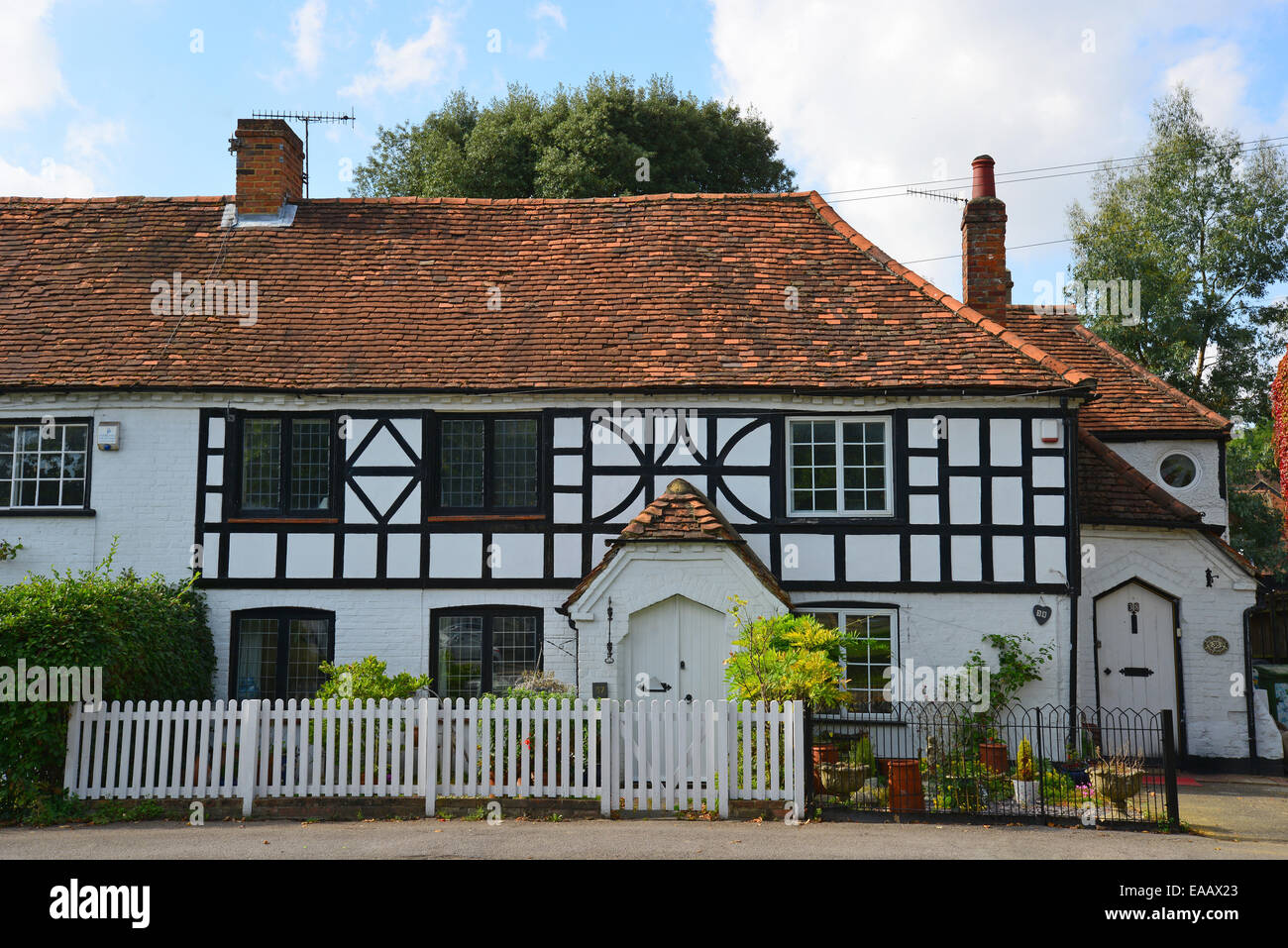 Wooburn green hires stock photography and images Alamy