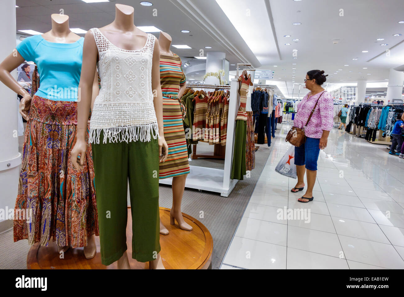 Miami Florida Macy&#39;s department store shopping inside sale display Stock Photo: 75230705 - Alamy