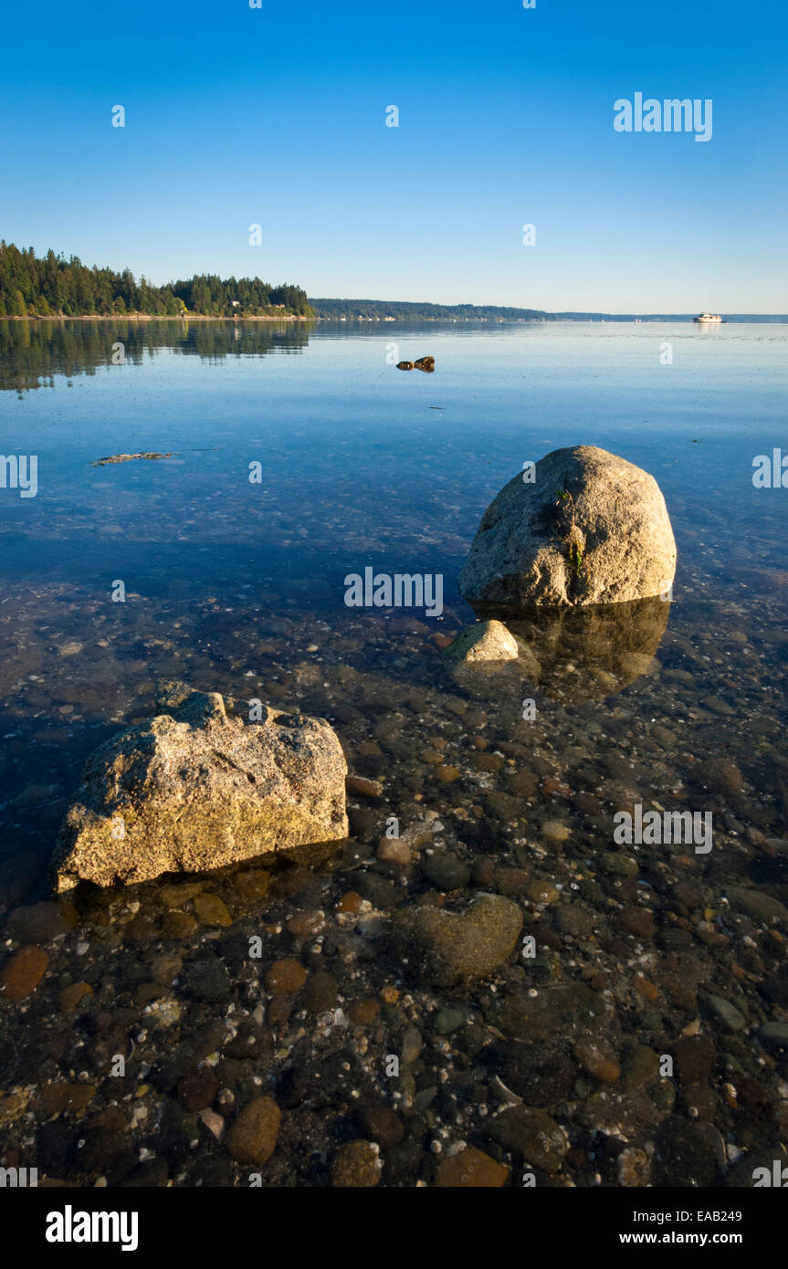 Morning at Mayo Cove, Penrose Point State Park, Key Pennisula, Washington, USA Stock Photo