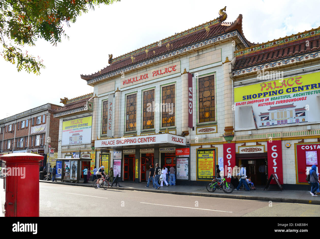 Himalaya Palace Cinema, South Road, Southall, London Borough of Ealing, Greater London, England, United Kingdom Stock Photo