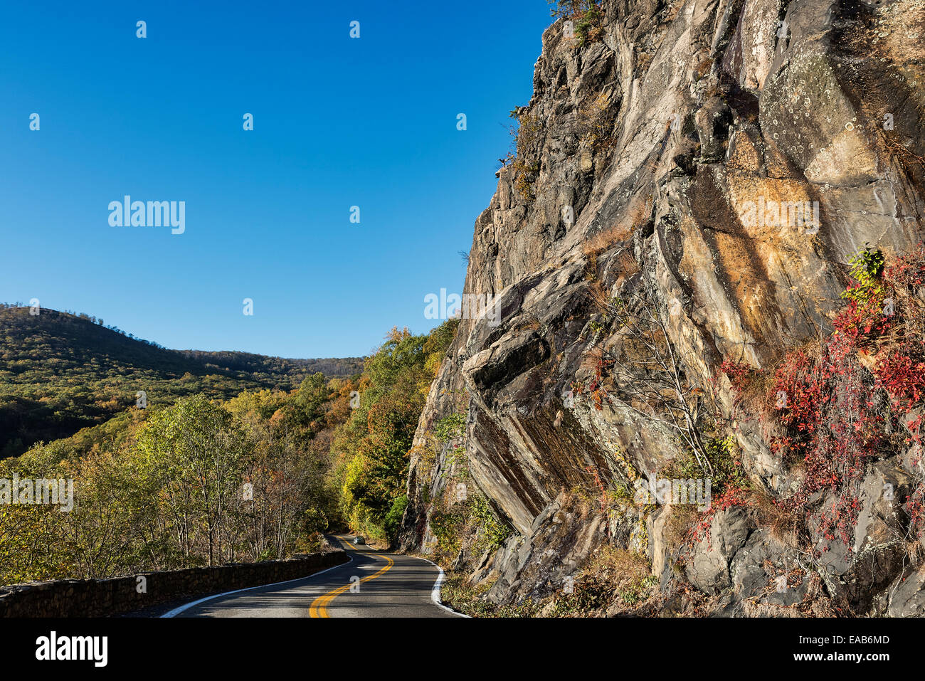 Mountain road through Storm King State Park, New York, USA Stock Photo