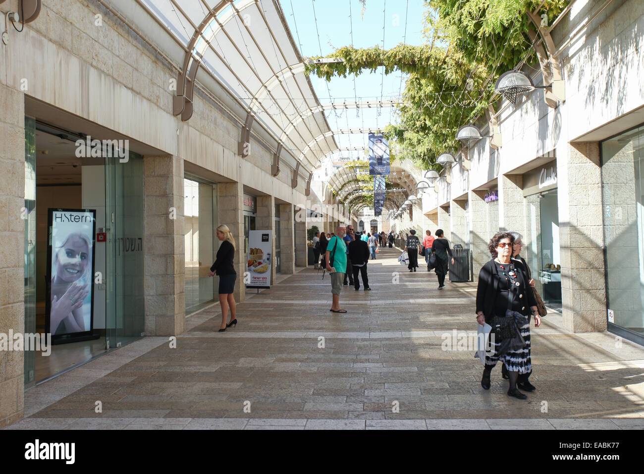 Shoppers and tourists at Mamilla shopping street Stock Photo
