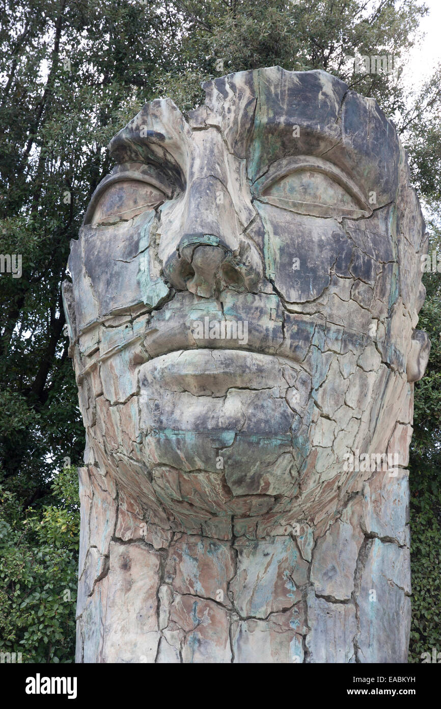 Face Sculpture at Giardino di Boboli (Boboli Garden) Florence Italy Stock Photo