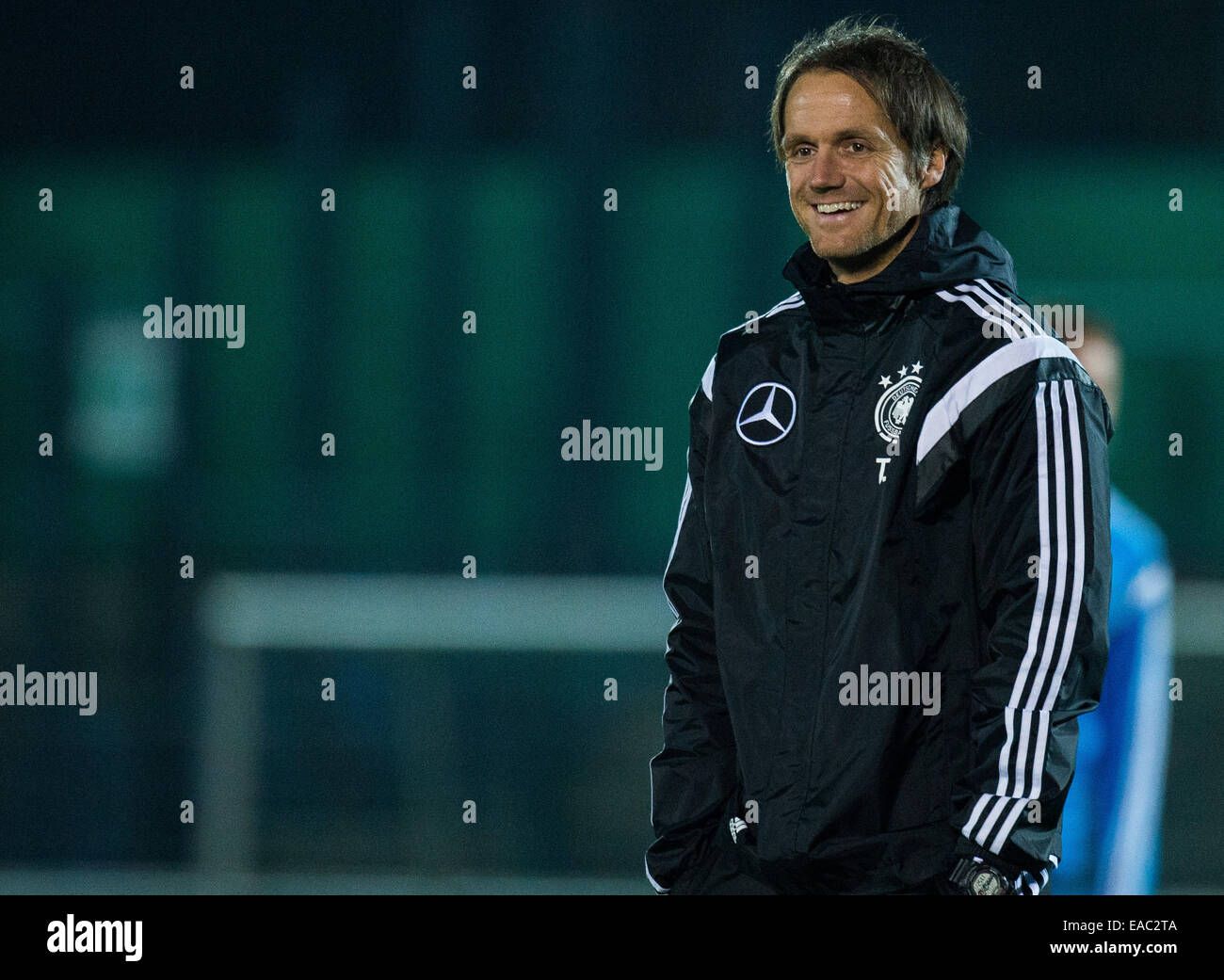 Assistant coach Thomas Schneider during practice with the German national  soccer team in the Hertha Amateur Stadium in Berlin, Germany, 11 November  2014. Photo: LUKAS SCHULZ/dpa Stock Photo - Alamy