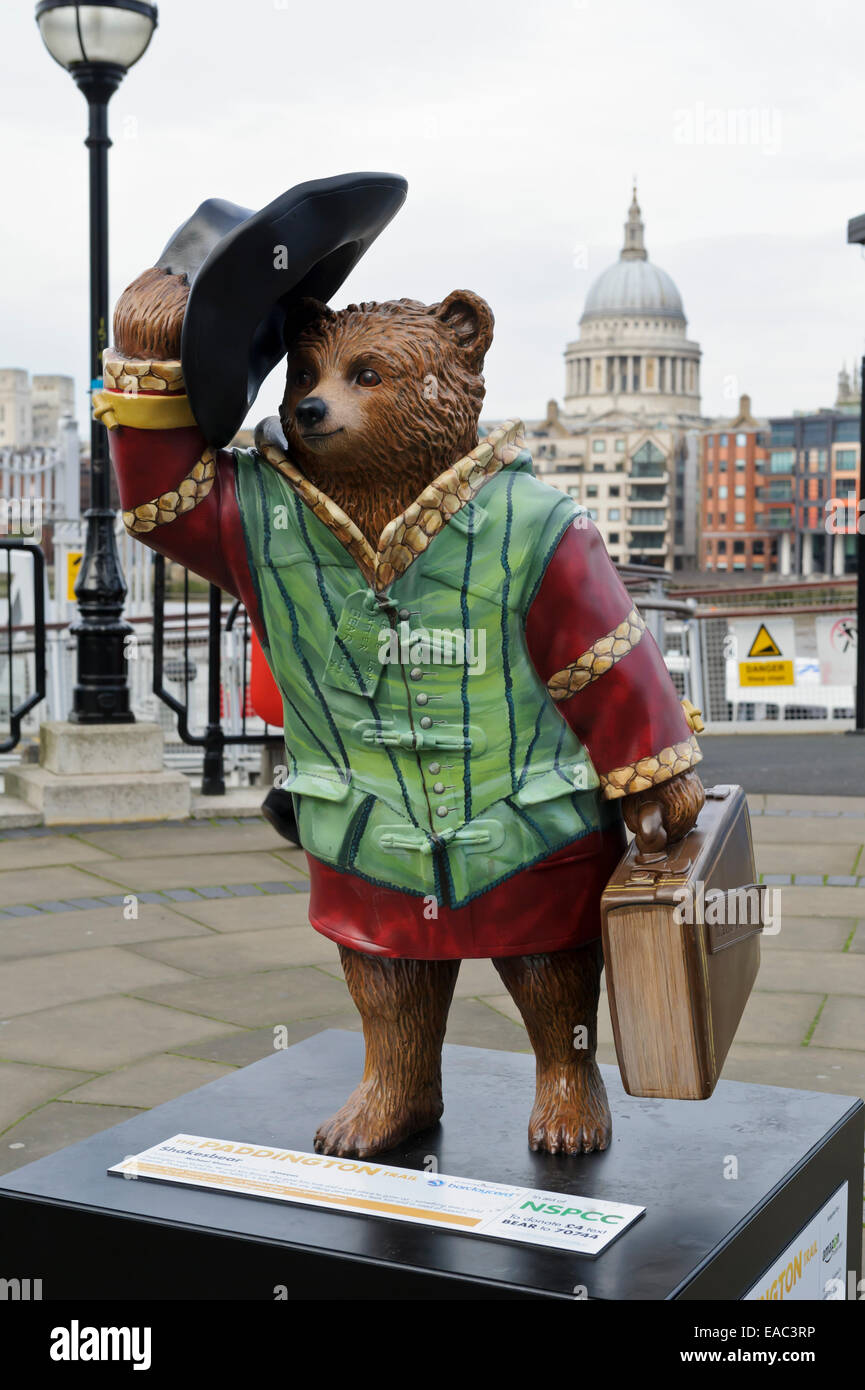 Ian Philip - Teddy Bear LV Sculpture en résine signée à…