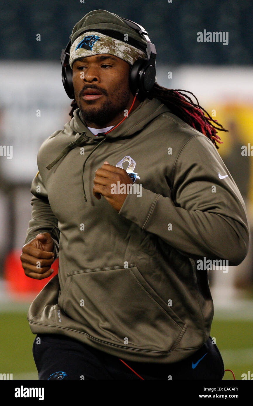 Carolina Panthers running back DeAngelo Williams (34) turns Carolina Panthers running back DeAngelo Williams (34) turns