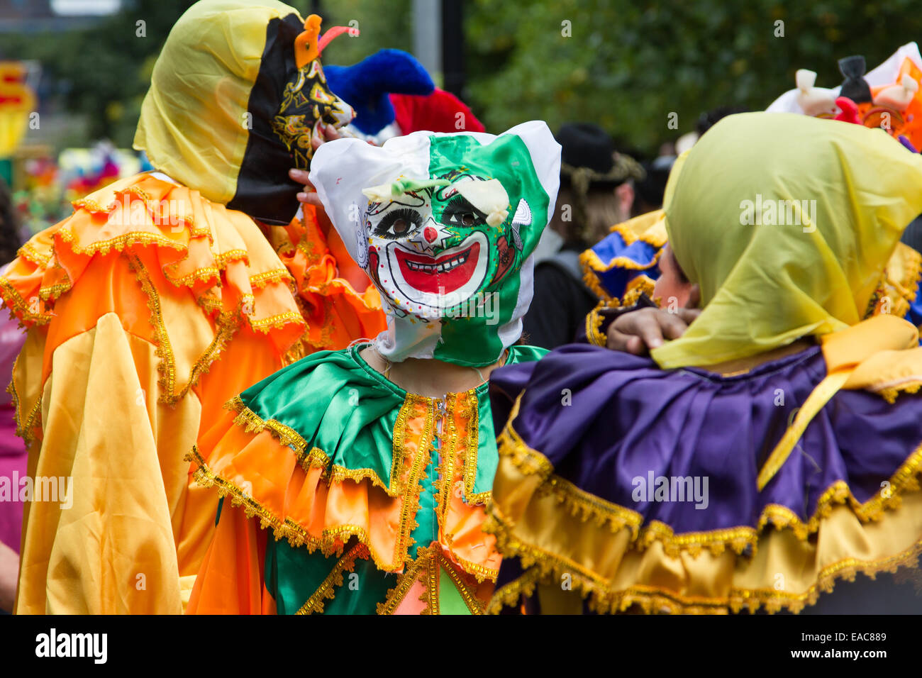 Participants dressed Latin American  costume at the Carnaval Del Pueblo London Stock Photo