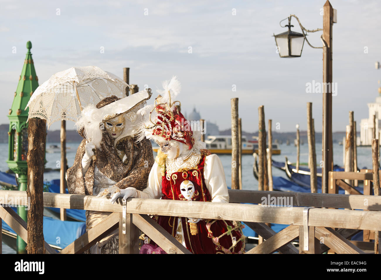 Venice carnival figures italy hi-res stock photography and images - Alamy