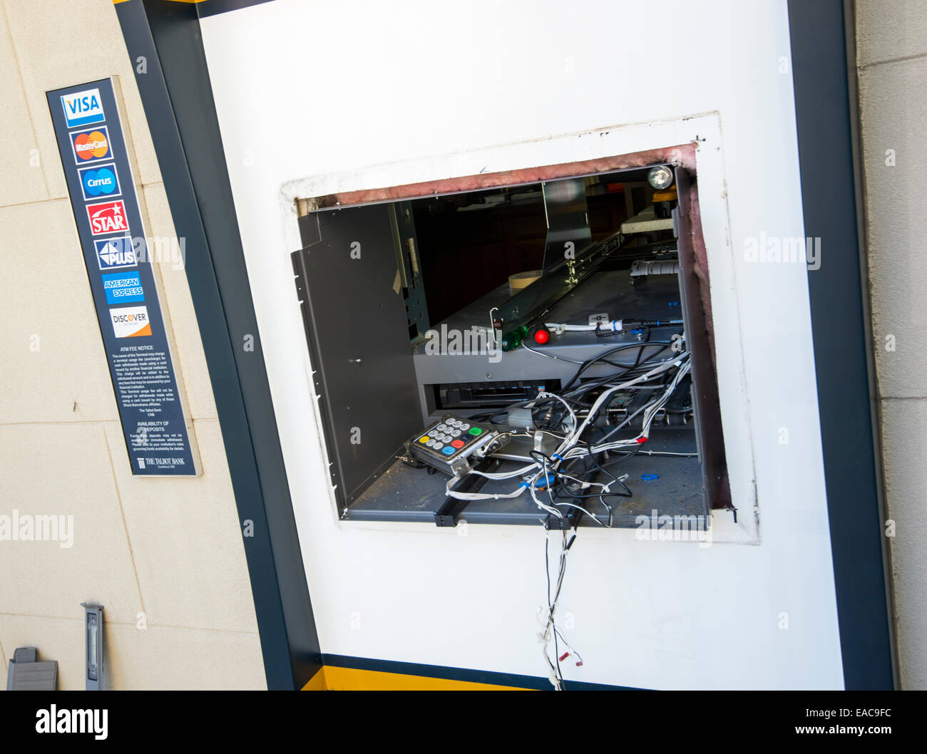 Atm broken hires stock photography and images Alamy