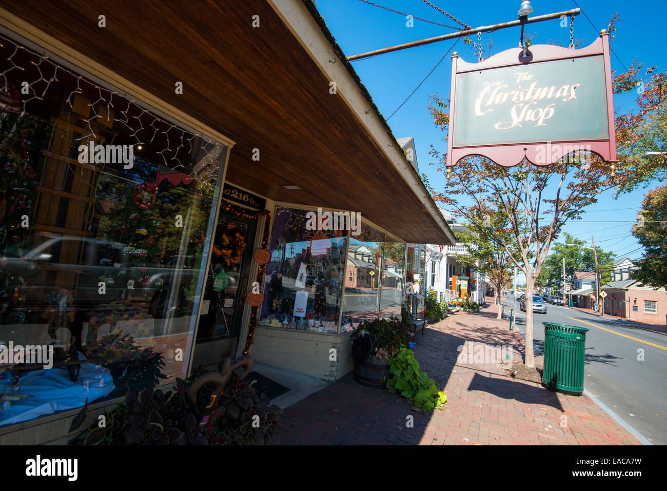 Michaels store christmas hires stock photography and images Alamy