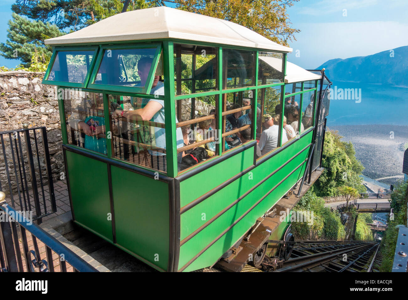 The Lynton and Lynmouth cliff funicular railway Stock Photo Alamy