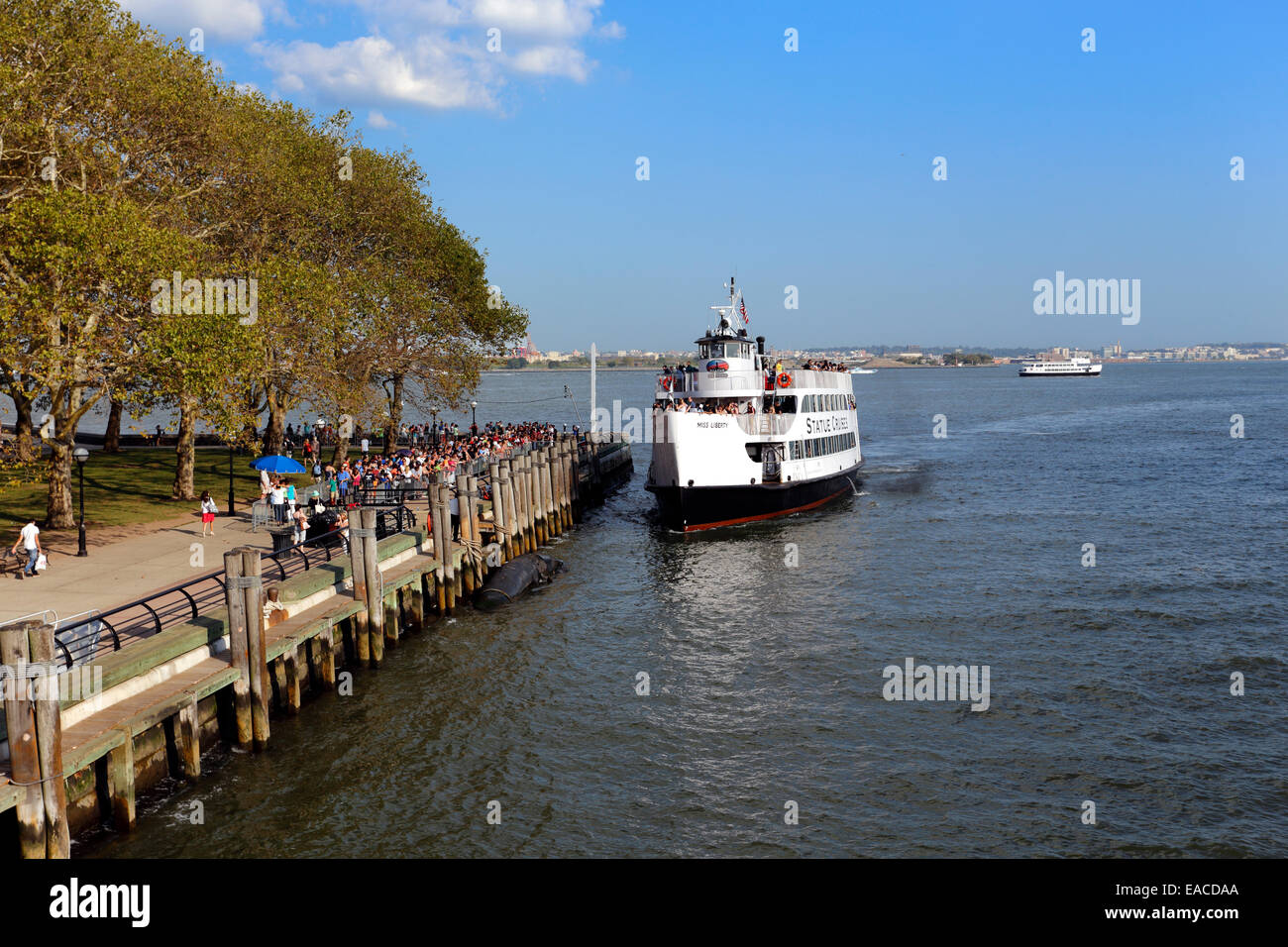 Ellis island ferry hi-res stock photography and images - Alamy