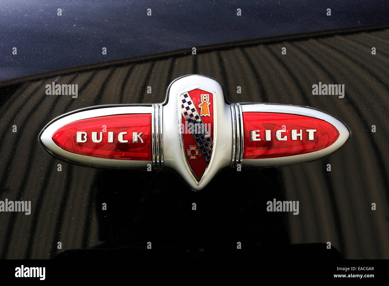Car emblem on trunk of 1940 Buick Eight automobile Stock Photo - Alamy