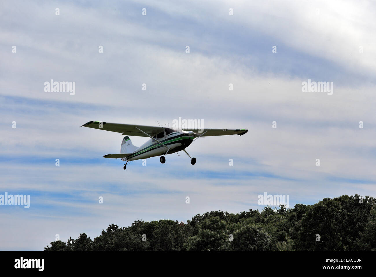 1976 Cessna 177RG taking off from Bayport Aerodrome Long Island New York Stock Photo