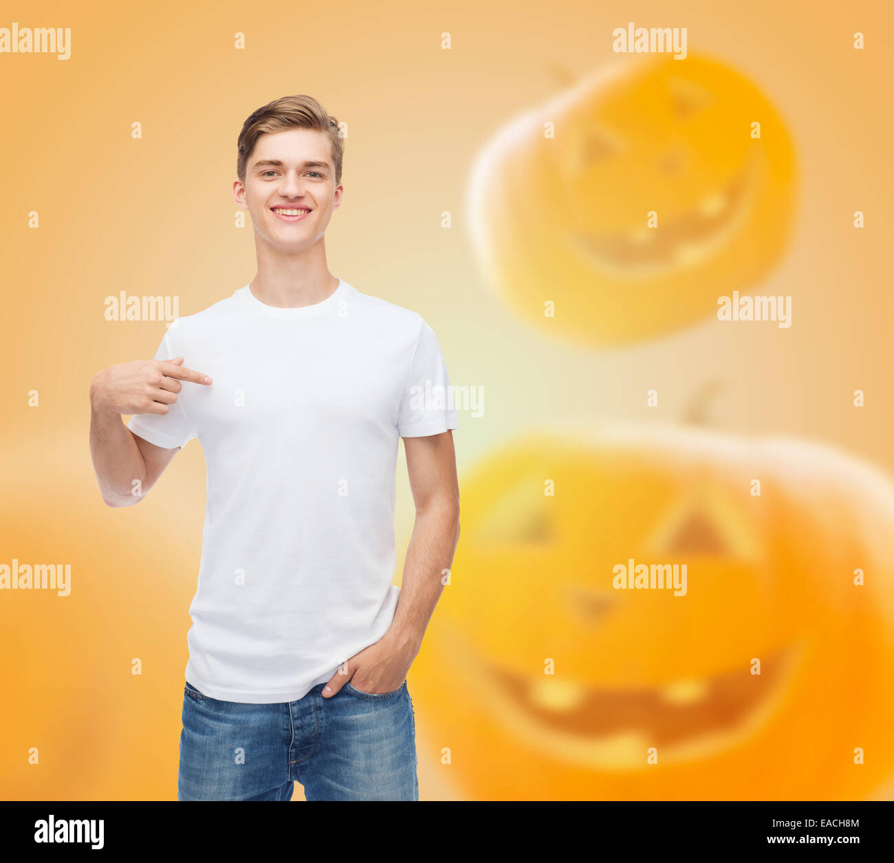 Man in orange t shirt hi-res stock photography and images - Alamy