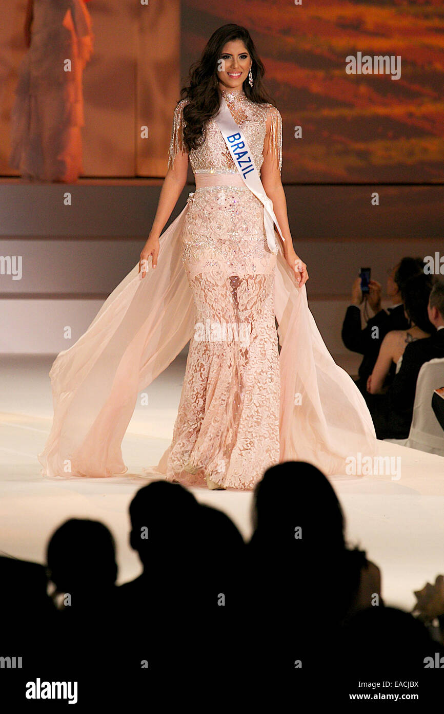 Tokyo, Japan. 11th Nov, 2014. Miss Brazil Deise Benicio.  Miss Brazil Deise Benicio walks down the runway during 'The 54th Miss International Beauty Pageant 2014' on November 11, 2014 in Tokyo, Japan. The pageant brings women from more than 65 countries and regions to Japan to become new 'Beauty goodwill ambassadors' and also donates money to underprivileged children around the world thought their 'Mis International Fund'. (Photo by Rodrigo Reyes Marin/AFLO) Stock Photo