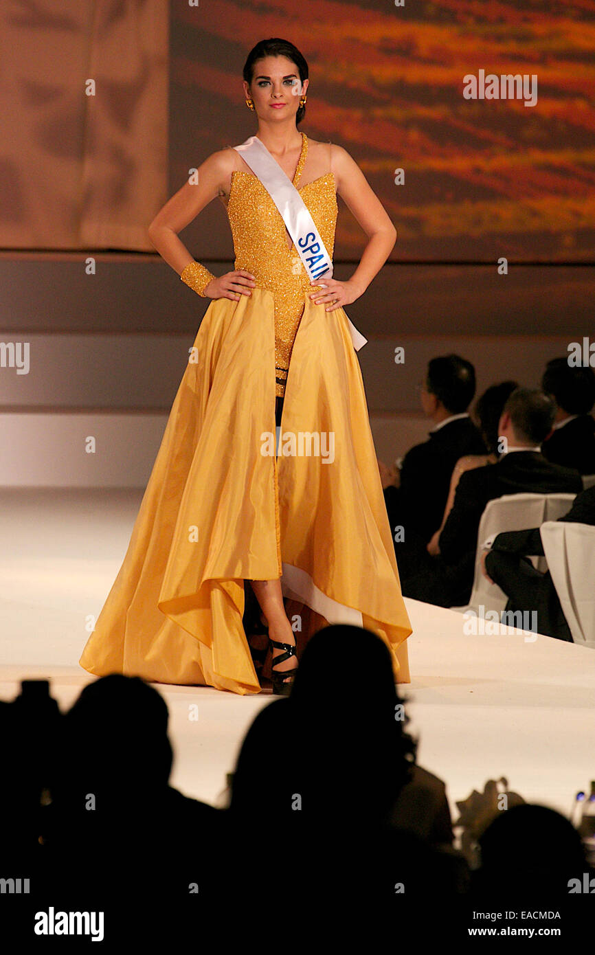 Tokyo, Japan. 11th Nov, 2014. Miss Spain Rocio Tormo Esquinas.  Miss Spain Rocio Tormo Esquinas walks down the runway during 'The 54th Miss International Beauty Pageant 2014' on November 11, 2014 in Tokyo, Japan. The pageant brings women from more than 65 countries and regions to Japan to become new 'Beauty goodwill ambassadors' and also donates money to underprivileged children around the world thought their 'Mis International Fund'. Credit:  Rodrigo Reyes Marin/AFLO/Alamy Live News Stock Photo