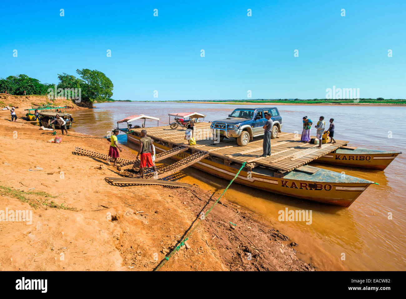 Four wheel drive car on a ferry near Belo sur Tsiribihina, Morondava, Toliara province, Madagascar Stock Photo