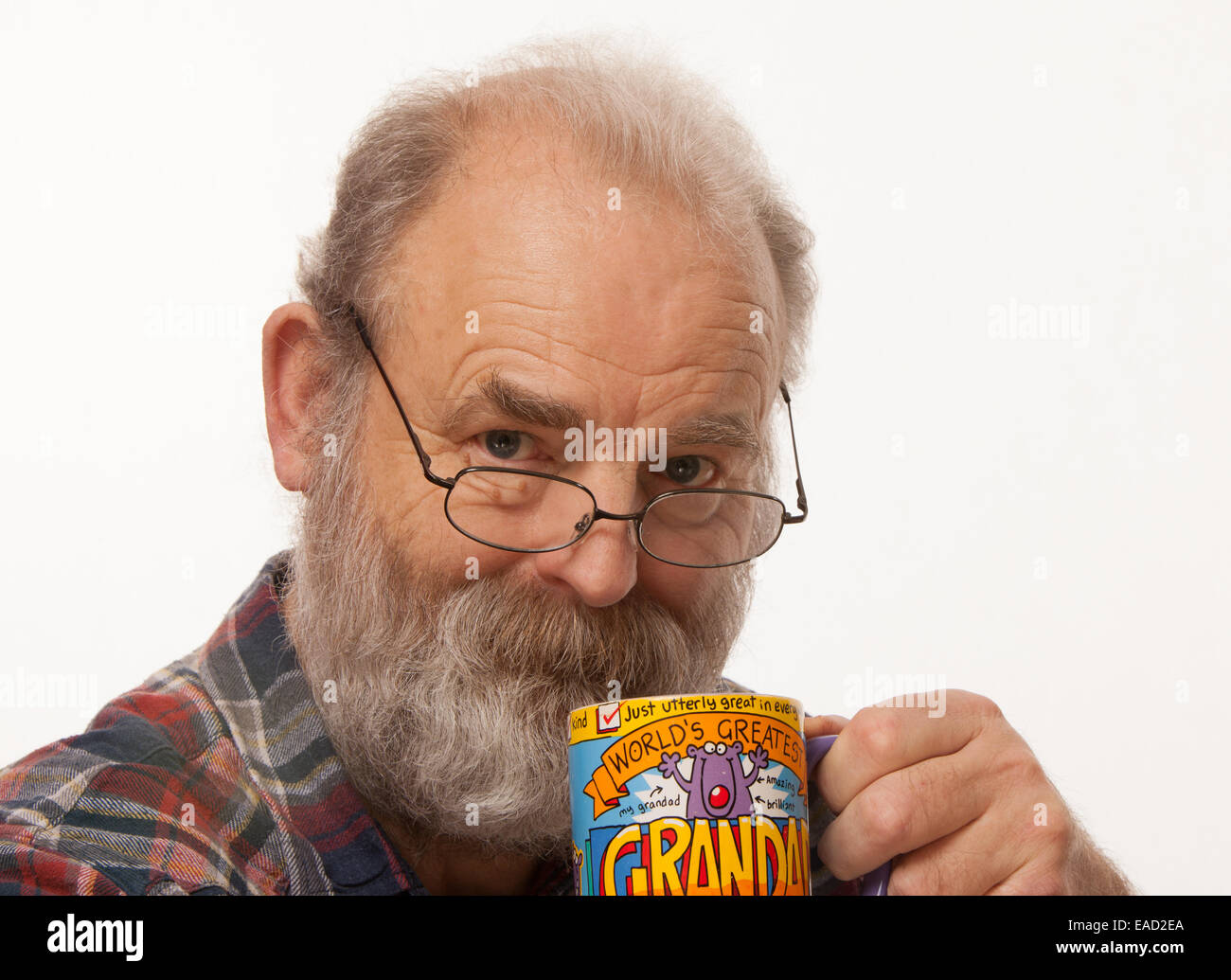 Old man grey beard glasses hi-res stock photography and images - Alamy