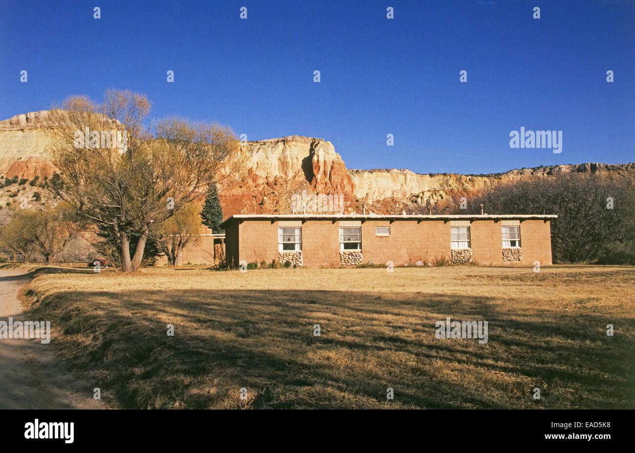 The cabin, casita, artist Georgia O'Keeffe stayed in at Ghost Ranch, New Mexico, near Abiququ Stock Photo
