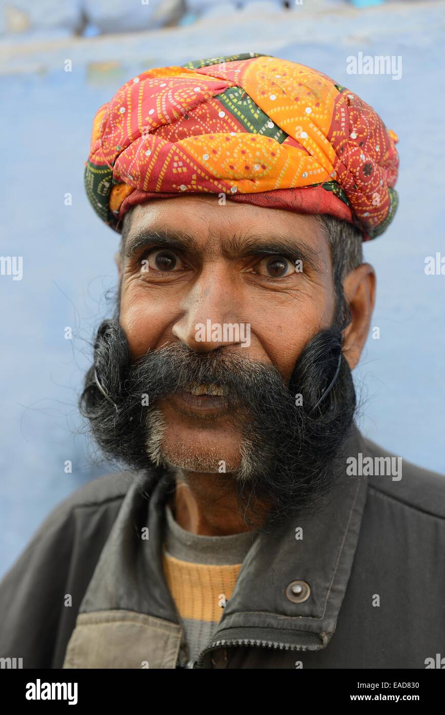 Inde, Rajasthan,  Marwar region, Bikaner, man with a long mustache Stock Photo